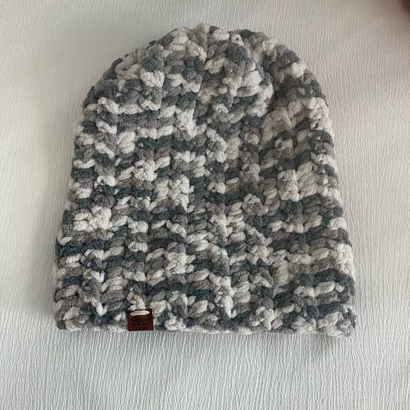 Handmade Extra Chunky Beanie - Picture 2 of 3